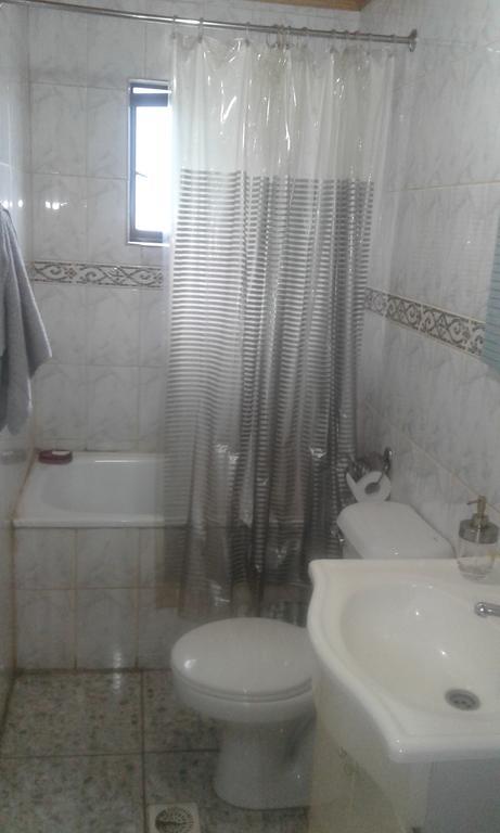 Hospedaje Los Cipreses Coyhaique Esterno foto