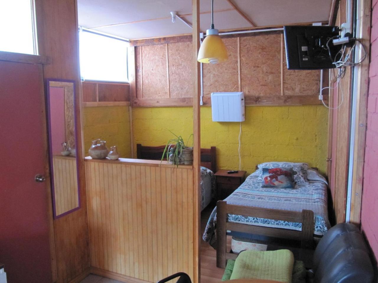 Hospedaje Los Cipreses Coyhaique Esterno foto